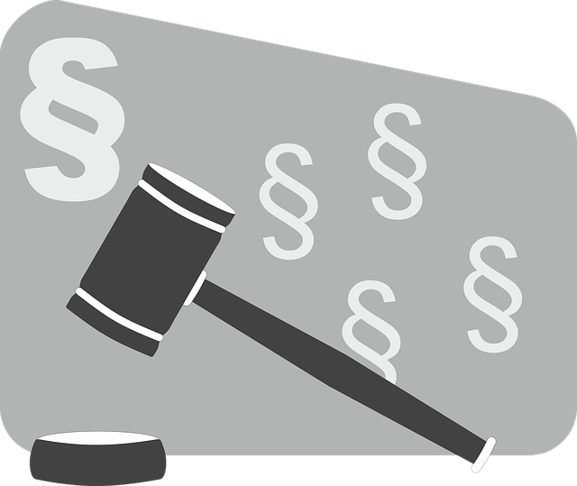 Criminal Defense Attorneys: Navigating Legal Landscape with Expertise in Defamation Suits