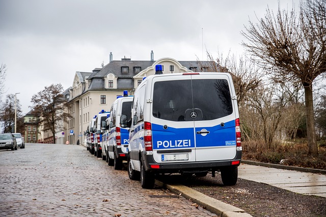 police-640x480-32180637.jpeg